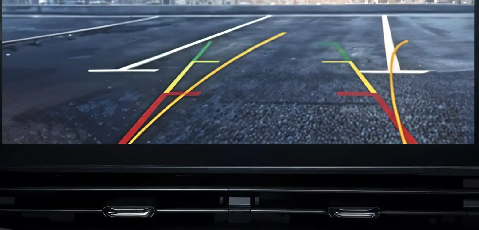 Clear Rear-View Camera