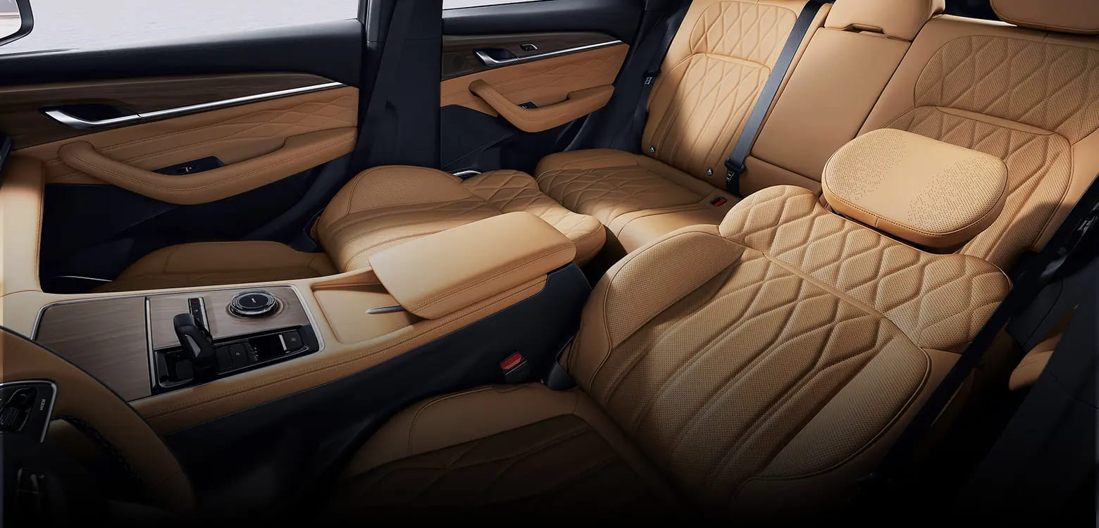 Front Passenger’s One-Button Lying Flat