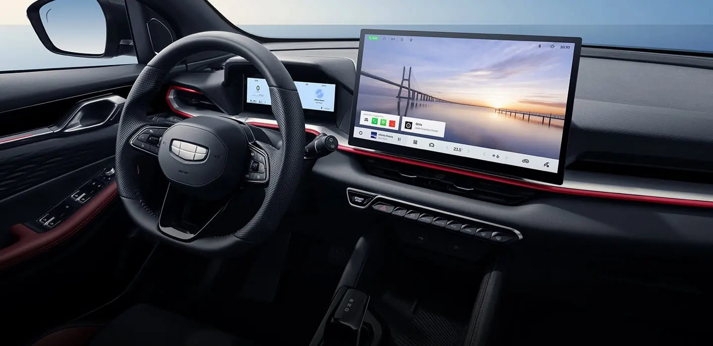 Upgraded 14.6” Central Screen