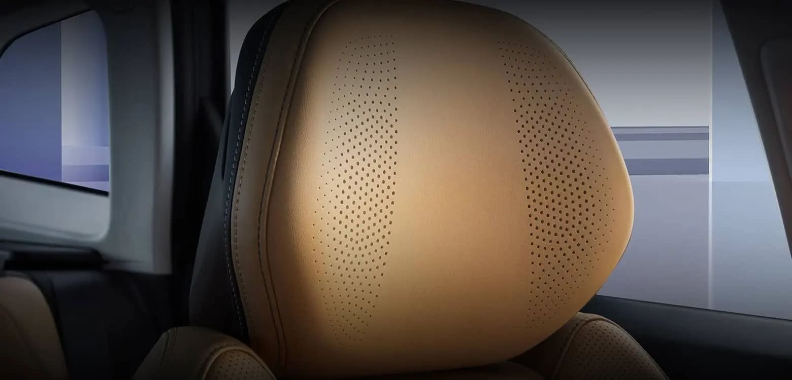 IMMERSIVE SOUND EXPERIENCE